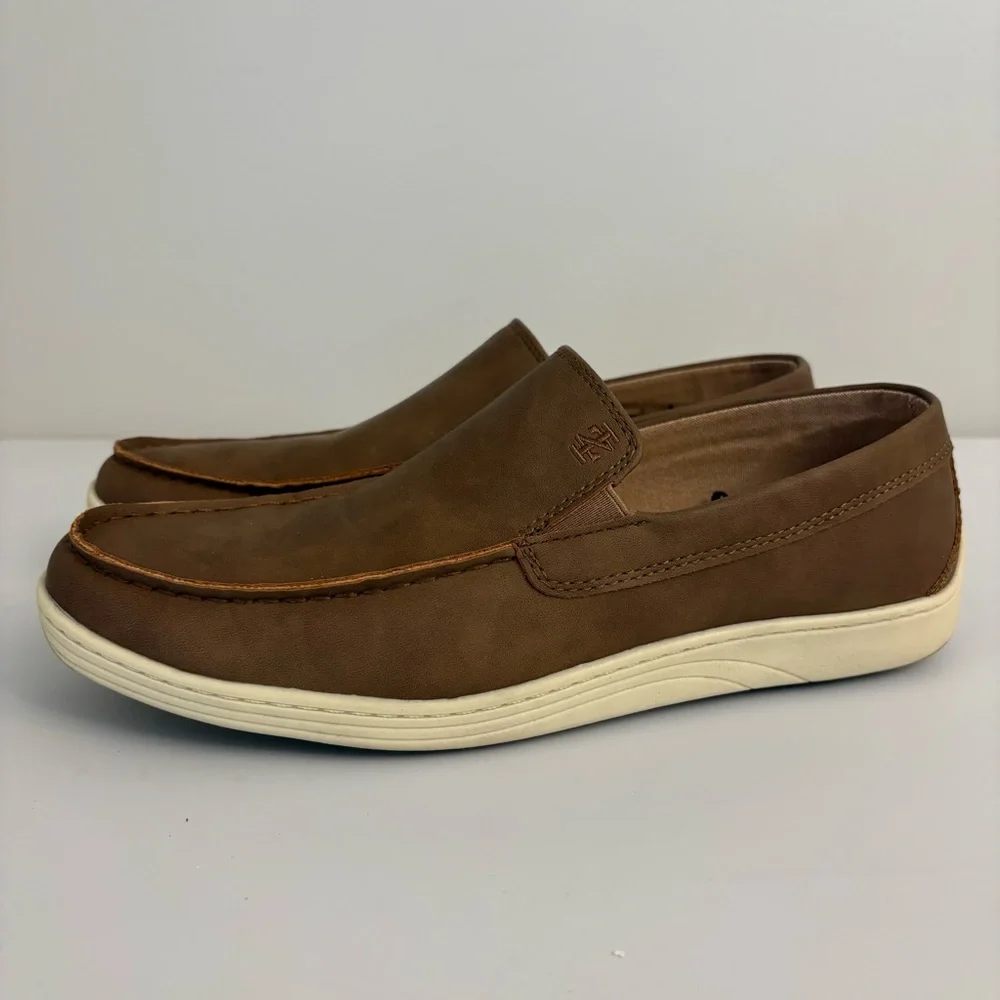 IZOD Seapoint Tan Loafers Men’s Size 8 Slip On Comfort Memory Foam Casual Shoes